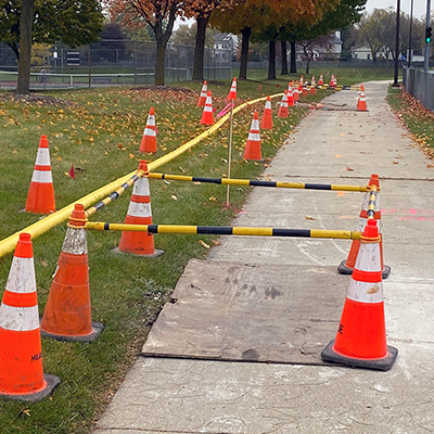 Retractable Traffic Cone Bar (Adjusts from 4' to 7') – Reflective Black & Yellow